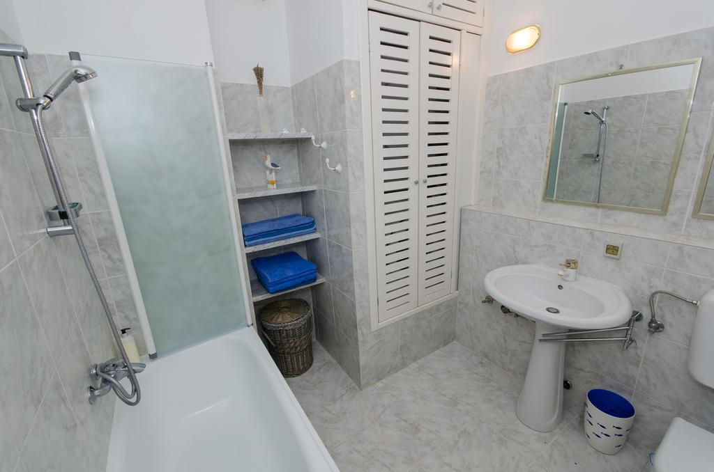 Apartment Noemi Rovinj Eksteriør billede
