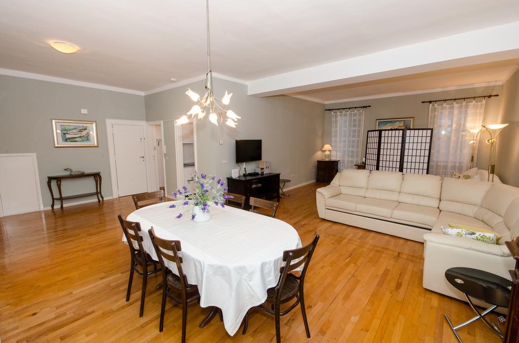Apartment Noemi Rovinj Eksteriør billede