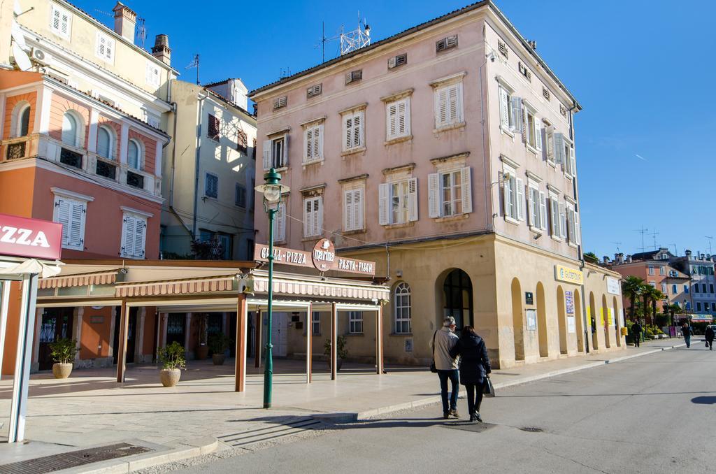 Apartment Noemi Rovinj Eksteriør billede